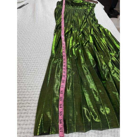 AOMEI Women's Luxury Metallic One Shoulder Sleeveless Elegant Pleated Long Dress - Picture 9 of 10